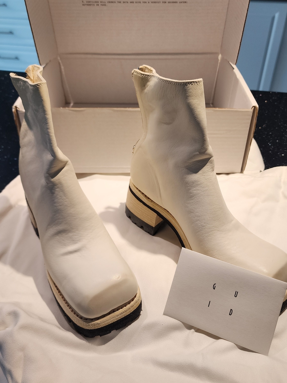 Guidi Cream Leather Block Heel Ankle Boots